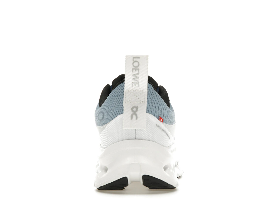 Vue 28 de On Running Cloudtilt 2 LOEWE Blue White