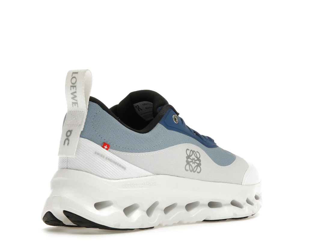 Vue 32 de On Running Cloudtilt 2 LOEWE Blue White
