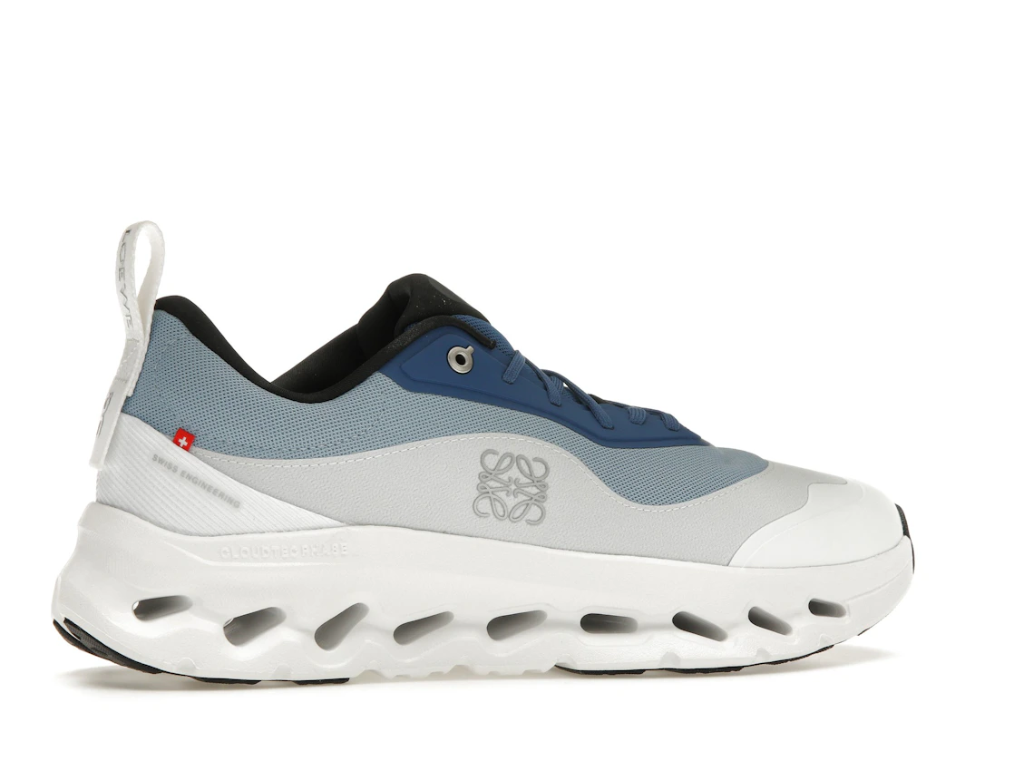 Vue 35 de On Running Cloudtilt 2 LOEWE Blue White