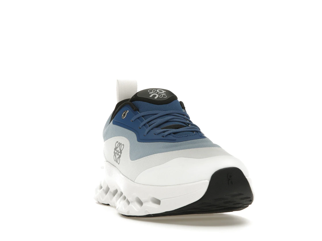 Vue 8 de On Running Cloudtilt 2 LOEWE Blue White