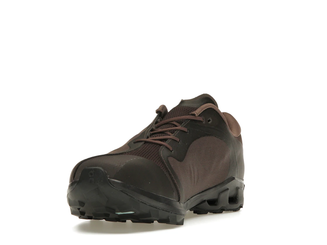 Vue 13 de On Running Cloudventure Peak POST ARCHIVE FACTION Cacao Espresso