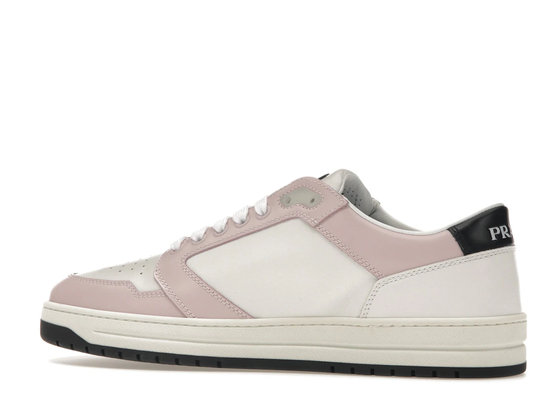 Vue 21 de Prada District Sneaker White Pink Perforated Leather 
