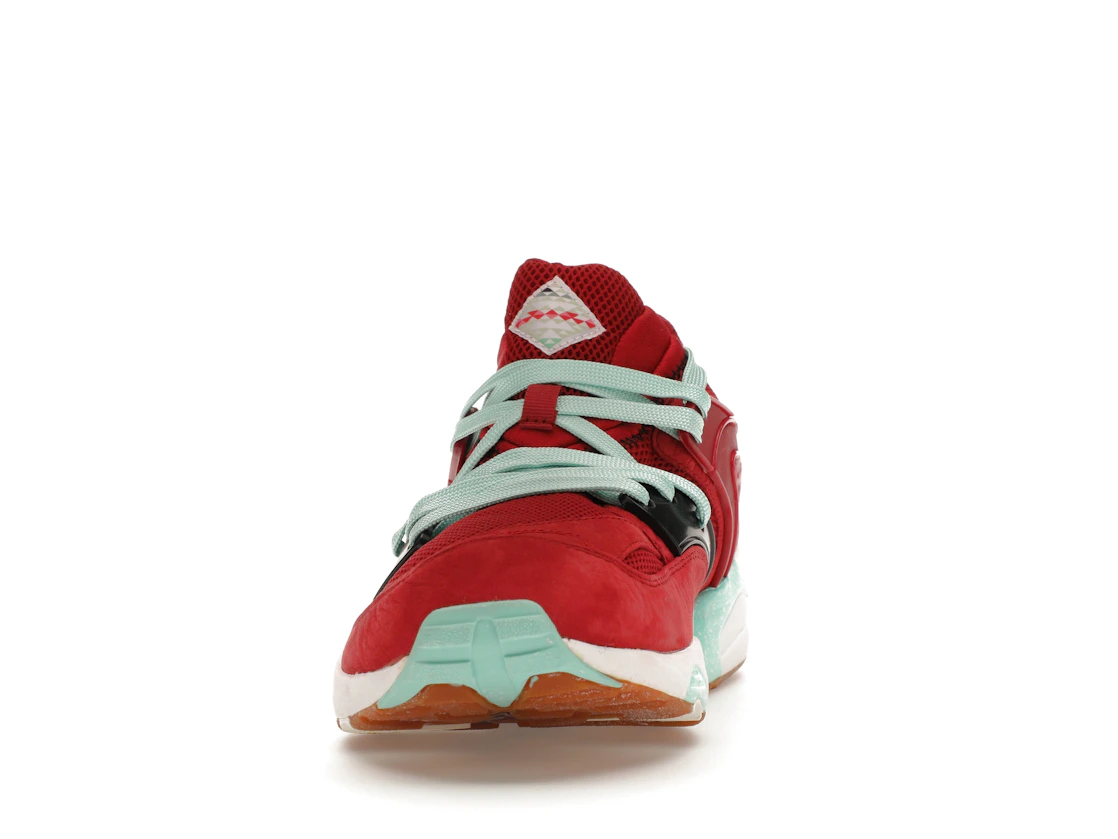 Vue 11 de Puma Blaze of Glory Sneaker Freaker Bloodbath (Special Box)
