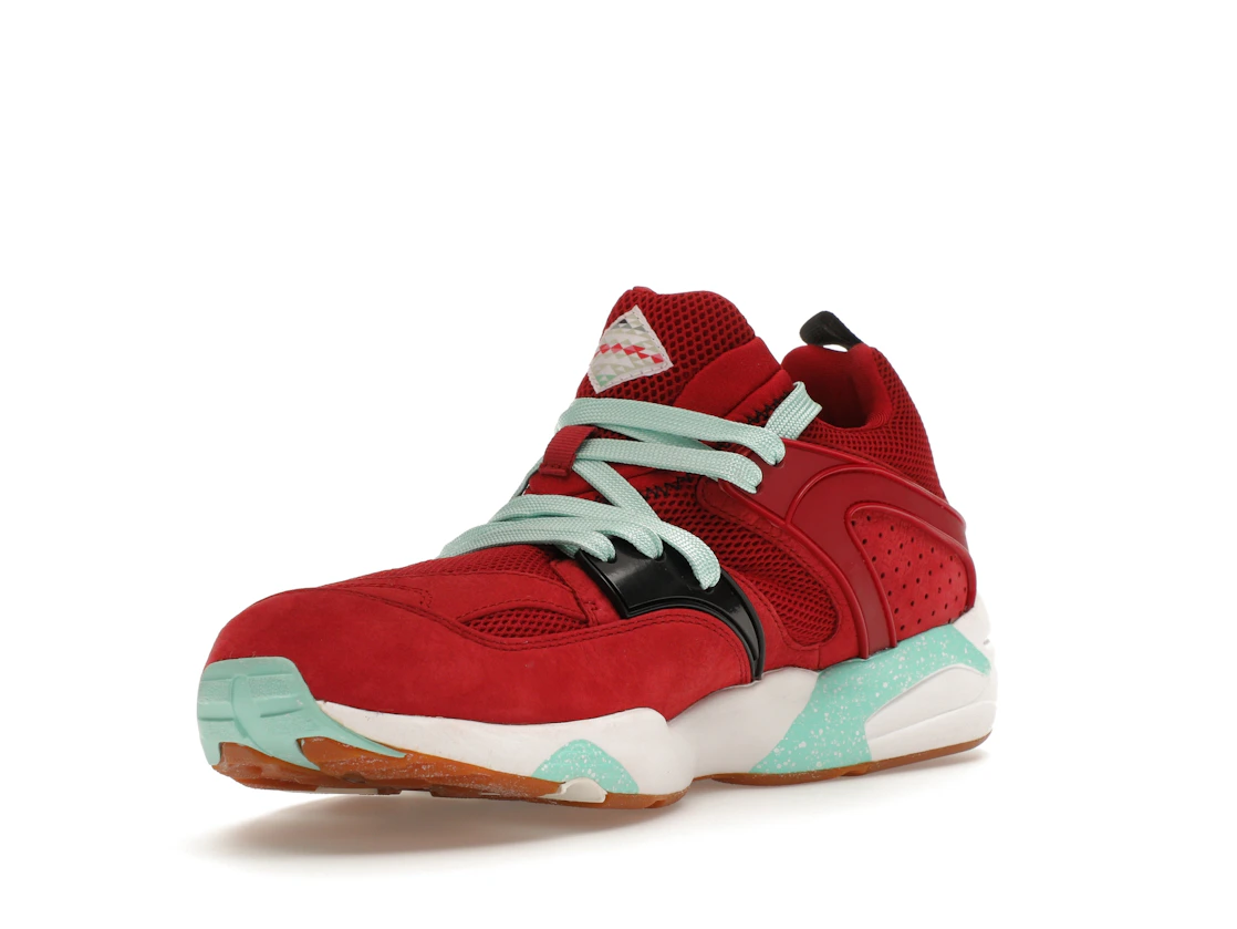 Vue 14 de Puma Blaze of Glory Sneaker Freaker Bloodbath (Special Box)