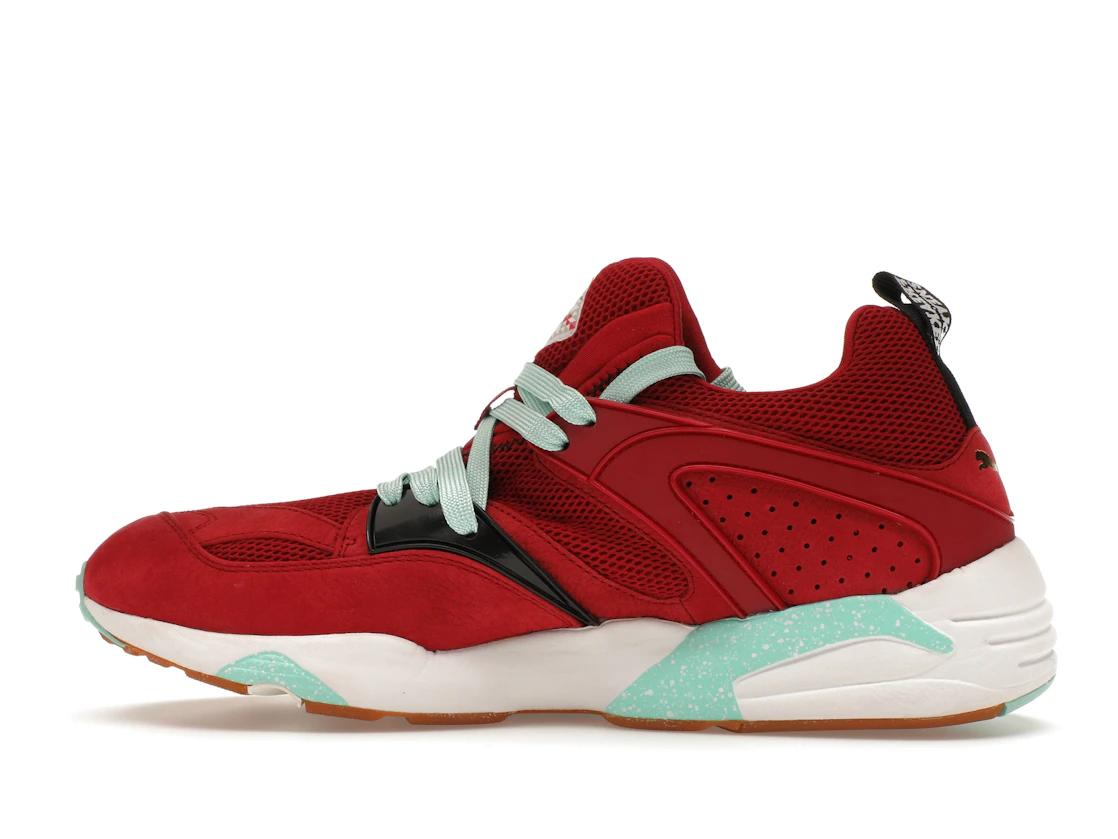 Vue 20 de Puma Blaze of Glory Sneaker Freaker Bloodbath (Special Box)