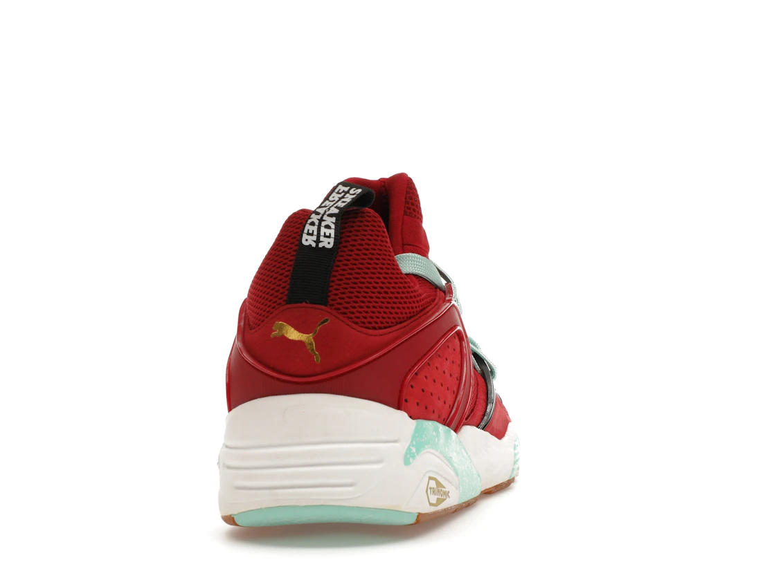 Vue 29 de Puma Blaze of Glory Sneaker Freaker Bloodbath (Special Box)