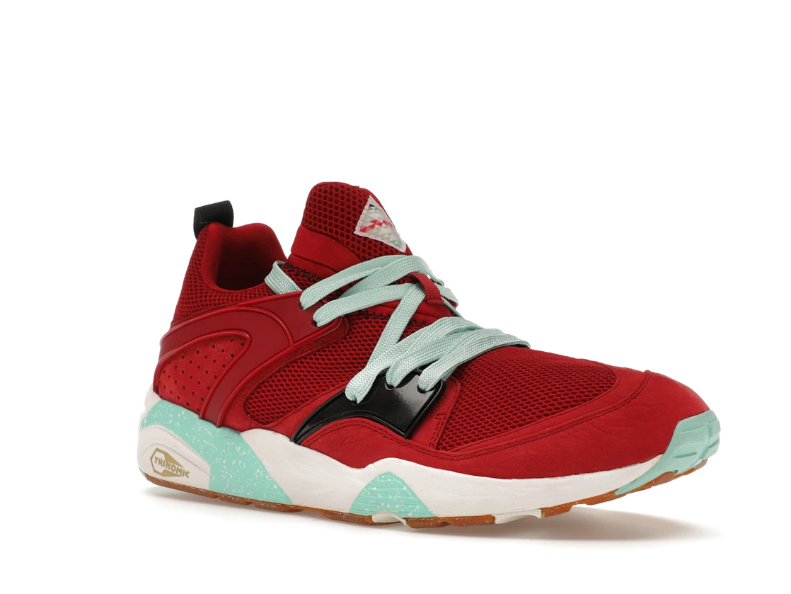 Vue 5 de Puma Blaze of Glory Sneaker Freaker Bloodbath (Special Box)