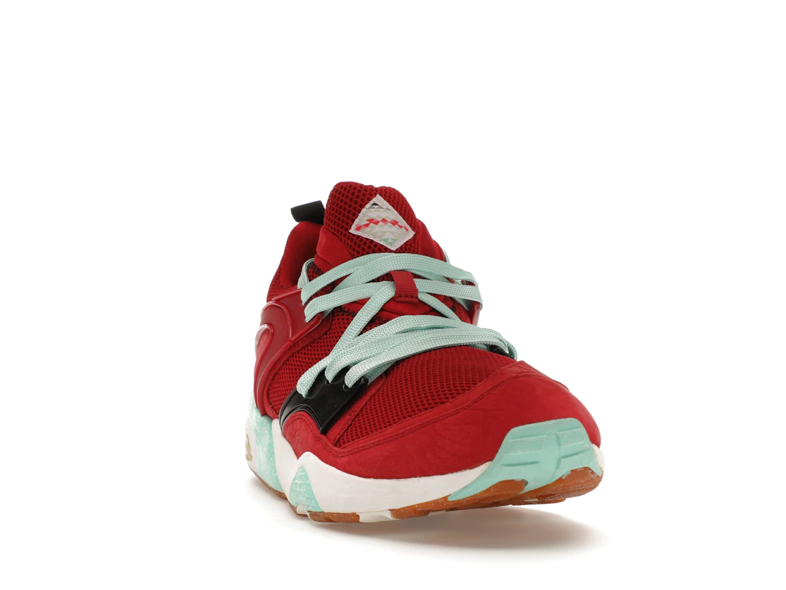 Vue 8 de Puma Blaze of Glory Sneaker Freaker Bloodbath (Special Box)