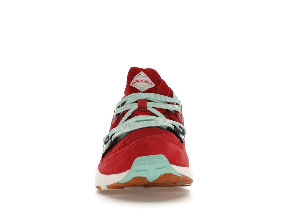 Vue 10 de Puma Blaze of Glory Sneaker Freaker Bloodbath (Special Box)