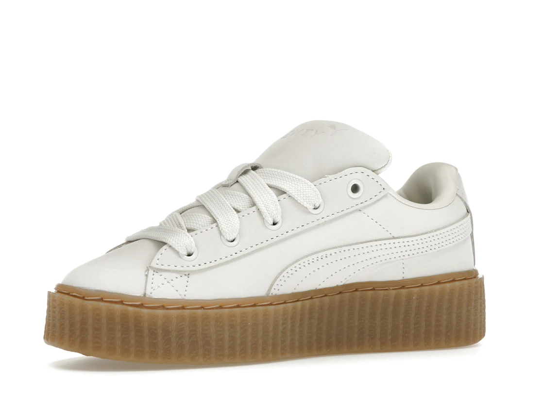 Vue 16 de Puma Creeper Phatty Rihanna Fenty Warm White