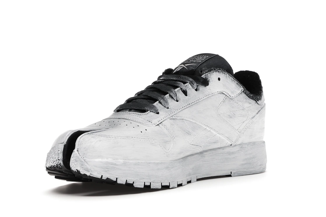 Vue 14 de Reebok Classic Leather Tabi Maison Margiela Bianchetto
