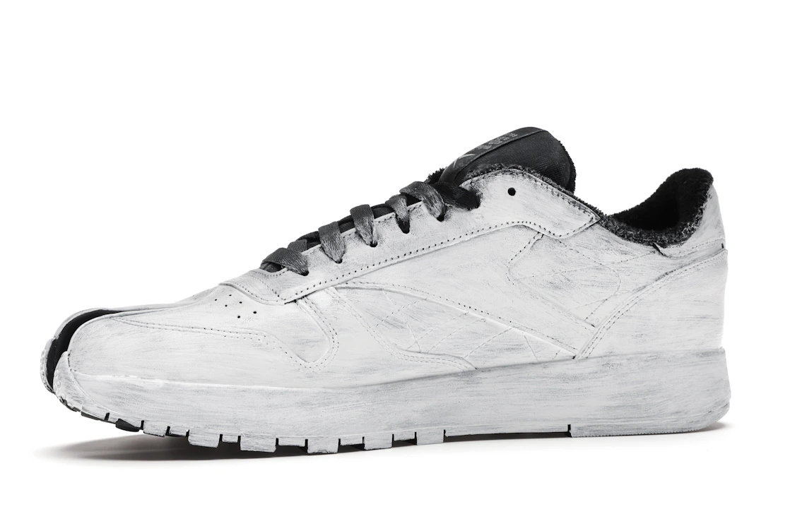 Vue 17 de Reebok Classic Leather Tabi Maison Margiela Bianchetto