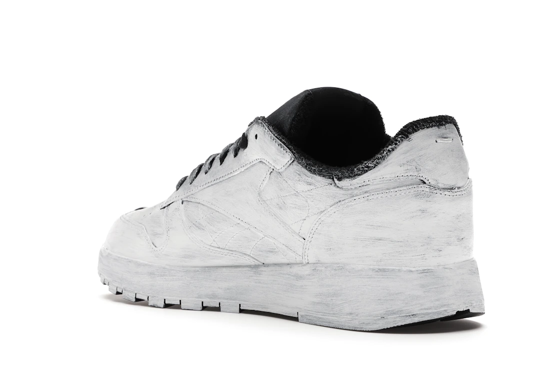 Vue 24 de Reebok Classic Leather Tabi Maison Margiela Bianchetto