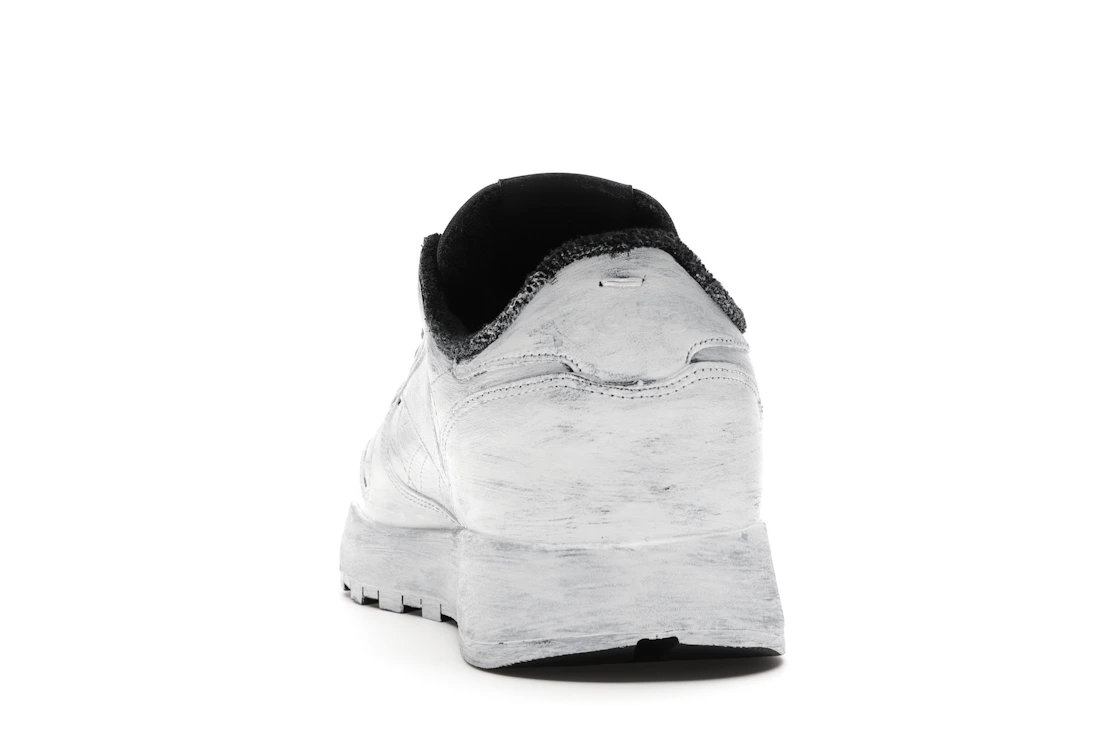 Vue 27 de Reebok Classic Leather Tabi Maison Margiela Bianchetto