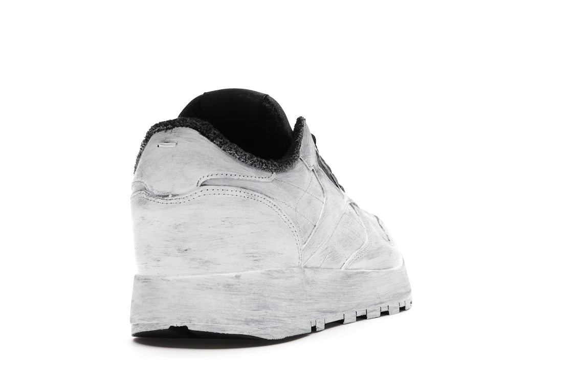 Vue 30 de Reebok Classic Leather Tabi Maison Margiela Bianchetto