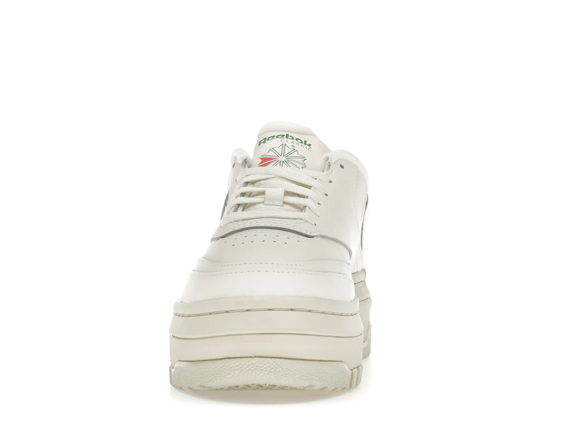 Vue 11 de Reebok Club C Extra Chalk Green 