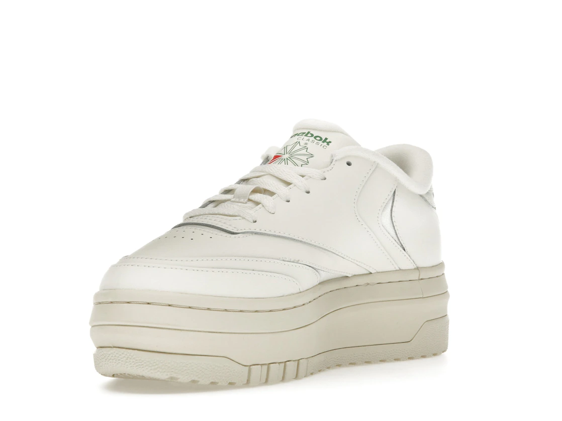 Vue 14 de Reebok Club C Extra Chalk Green 