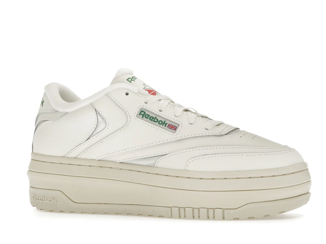Vue 3 de Reebok Club C Extra Chalk Green 