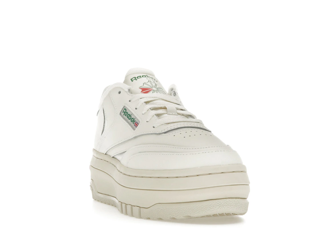 Vue 8 de Reebok Club C Extra Chalk Green 