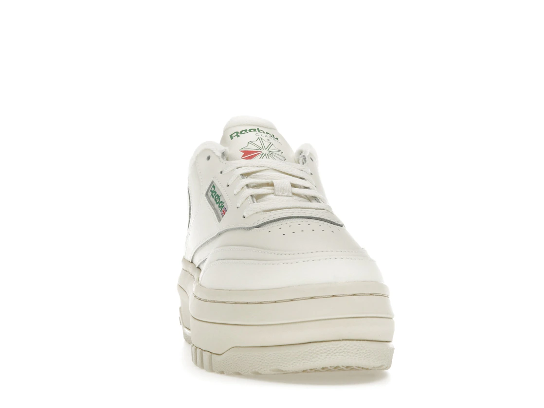 Vue 9 de Reebok Club C Extra Chalk Green 