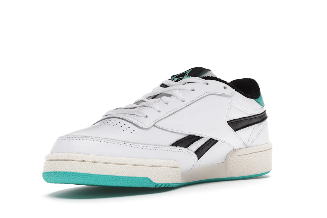 Vue 14 de Reebok Club C Revenge Assassin's Creed Valhalla