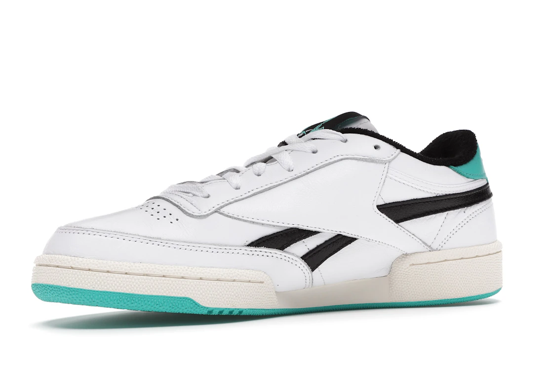 Vue 16 de Reebok Club C Revenge Assassin's Creed Valhalla