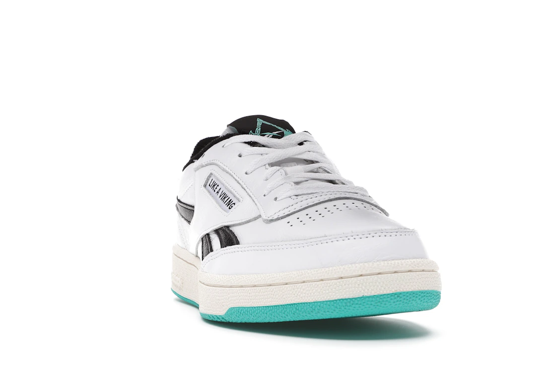 Vue 8 de Reebok Club C Revenge Assassin's Creed Valhalla