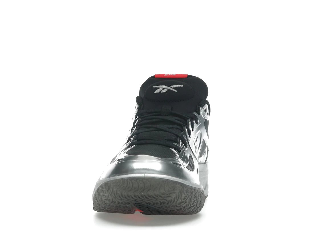 Vue 11 de Reebok Engine A Mobius Re-Boot