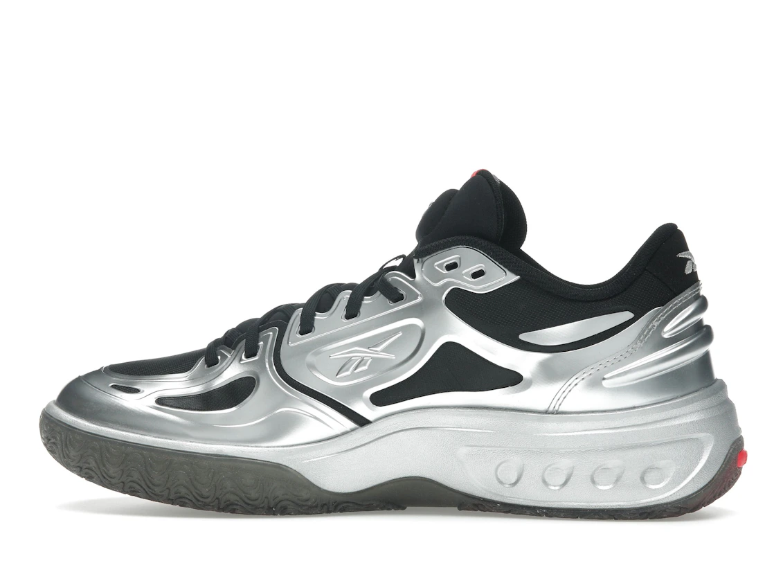 Vue 20 de Reebok Engine A Mobius Re-Boot