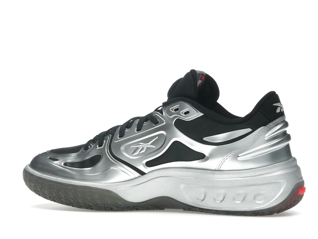 Vue 21 de Reebok Engine A Mobius Re-Boot