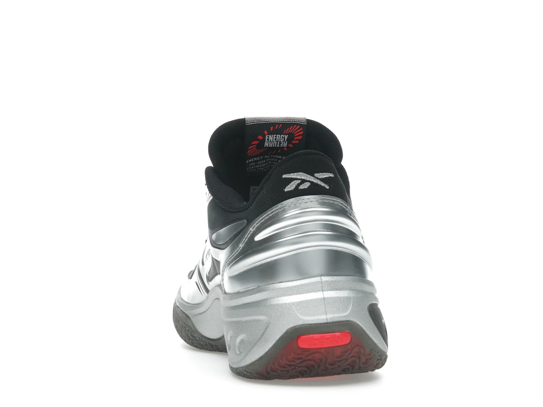 Vue 27 de Reebok Engine A Mobius Re-Boot