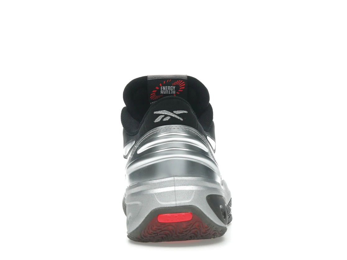 Vue 28 de Reebok Engine A Mobius Re-Boot