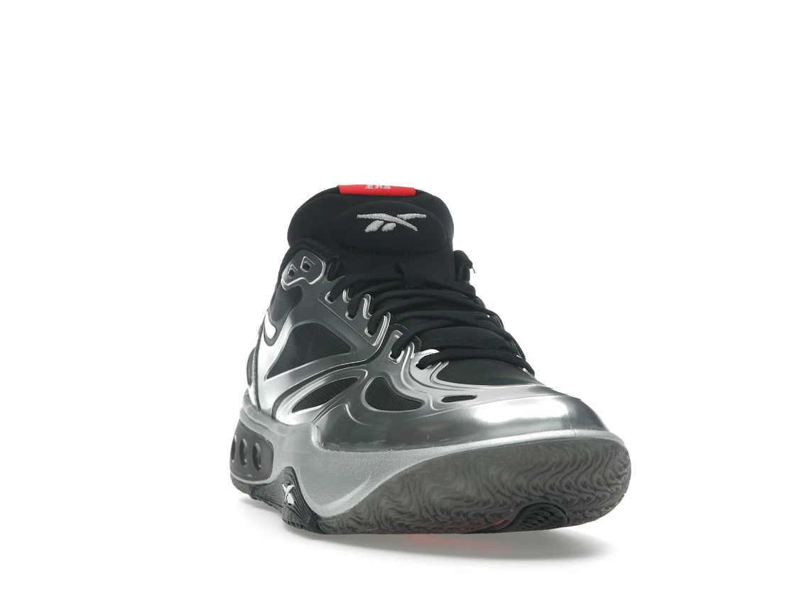 Vue 8 de Reebok Engine A Mobius Re-Boot