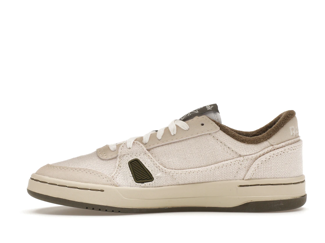 Vue 19 de Reebok LT Court Maharishi Alabaster