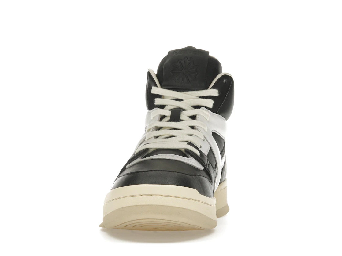 Vue 11 de Reebok LTD BB 5600 Black White