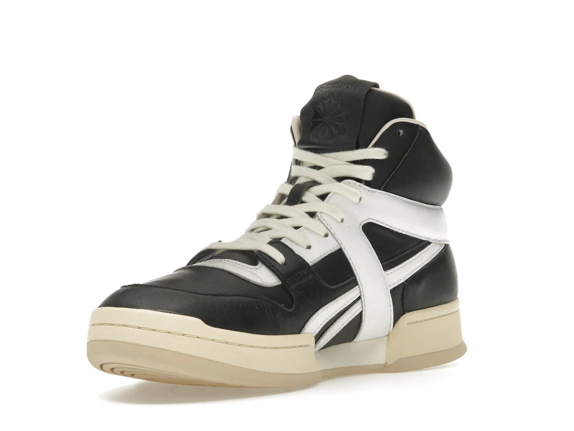Vue 14 de Reebok LTD BB 5600 Black White