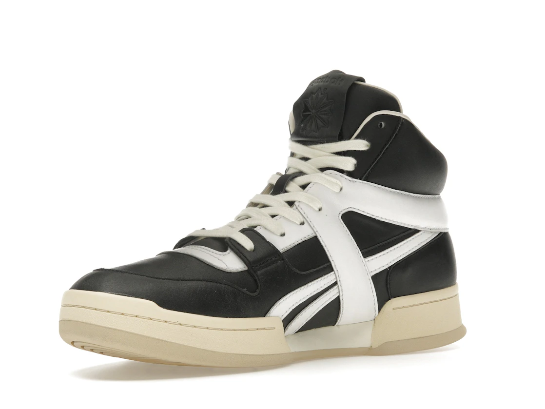 Vue 15 de Reebok LTD BB 5600 Black White