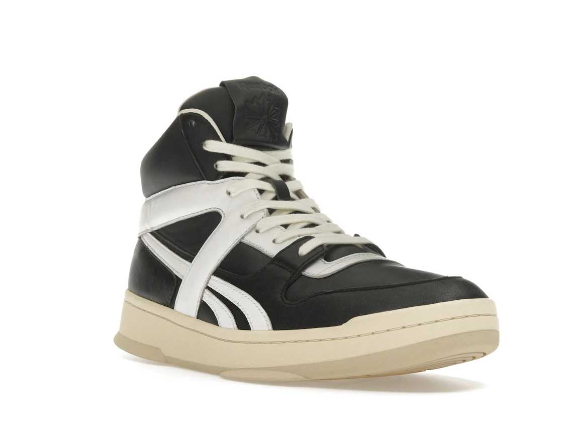 Vue 6 de Reebok LTD BB 5600 Black White