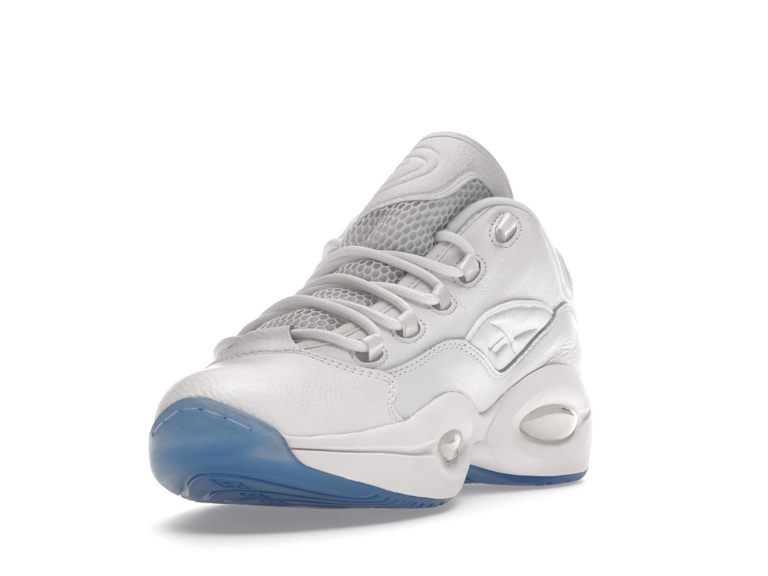 Vue 13 de Reebok Question Low White Clear Blue Sole