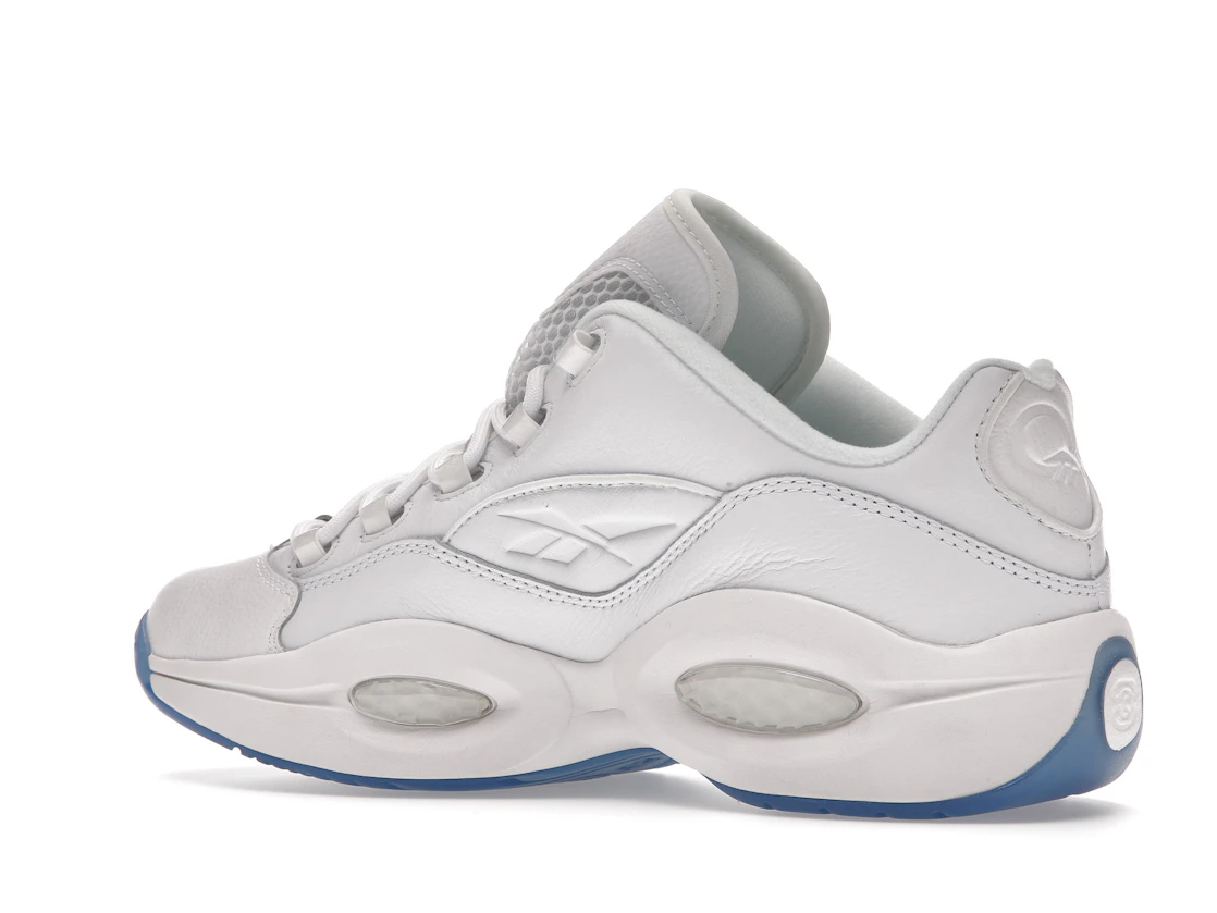 Vue 22 de Reebok Question Low White Clear Blue Sole