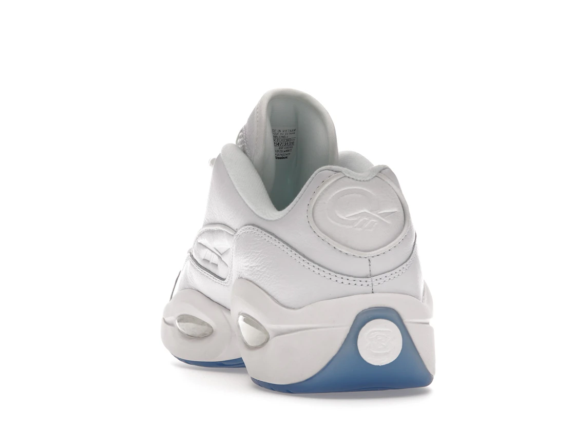 Vue 26 de Reebok Question Low White Clear Blue Sole