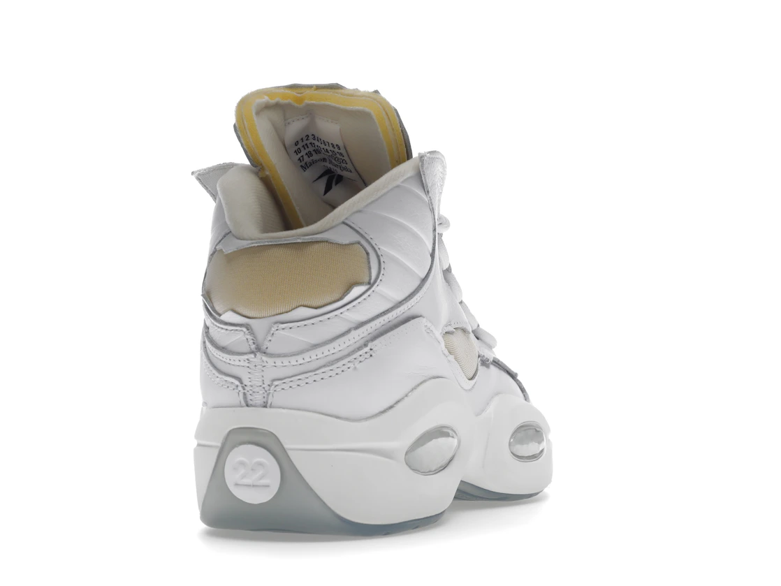 Vue 30 de Reebok Question Mid Maison Margiela Memory Of White