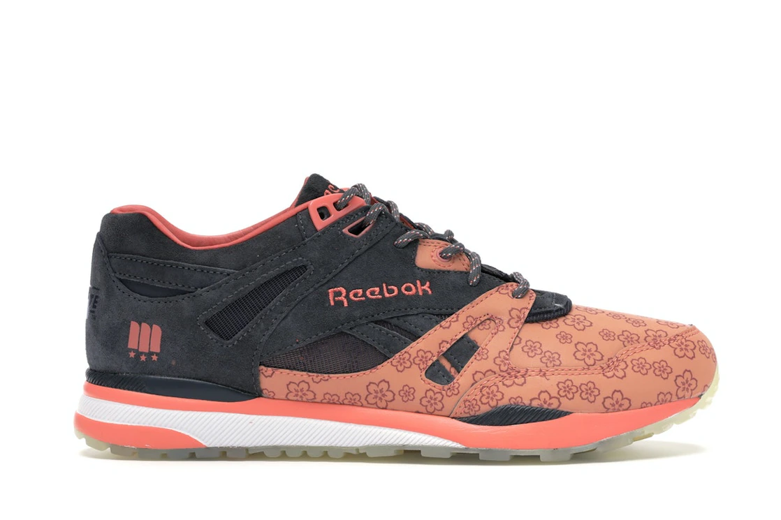 Vue 1 de Reebok Ventilator Major DC Cherry Blossom