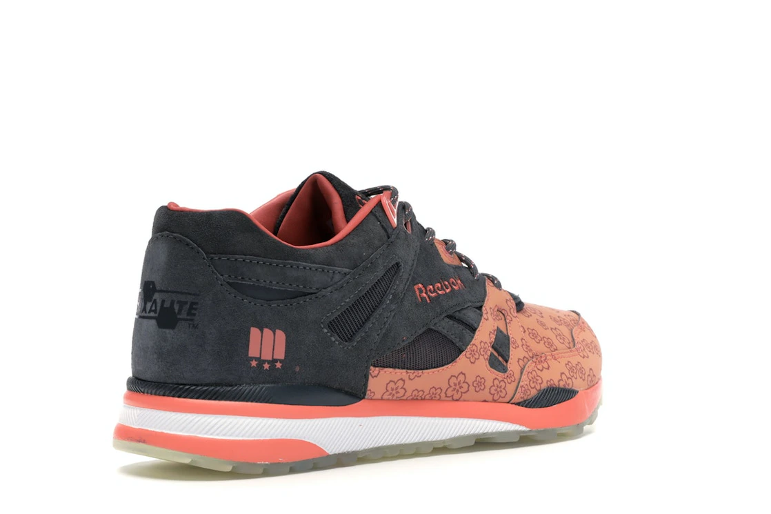 Vue 32 de Reebok Ventilator Major DC Cherry Blossom