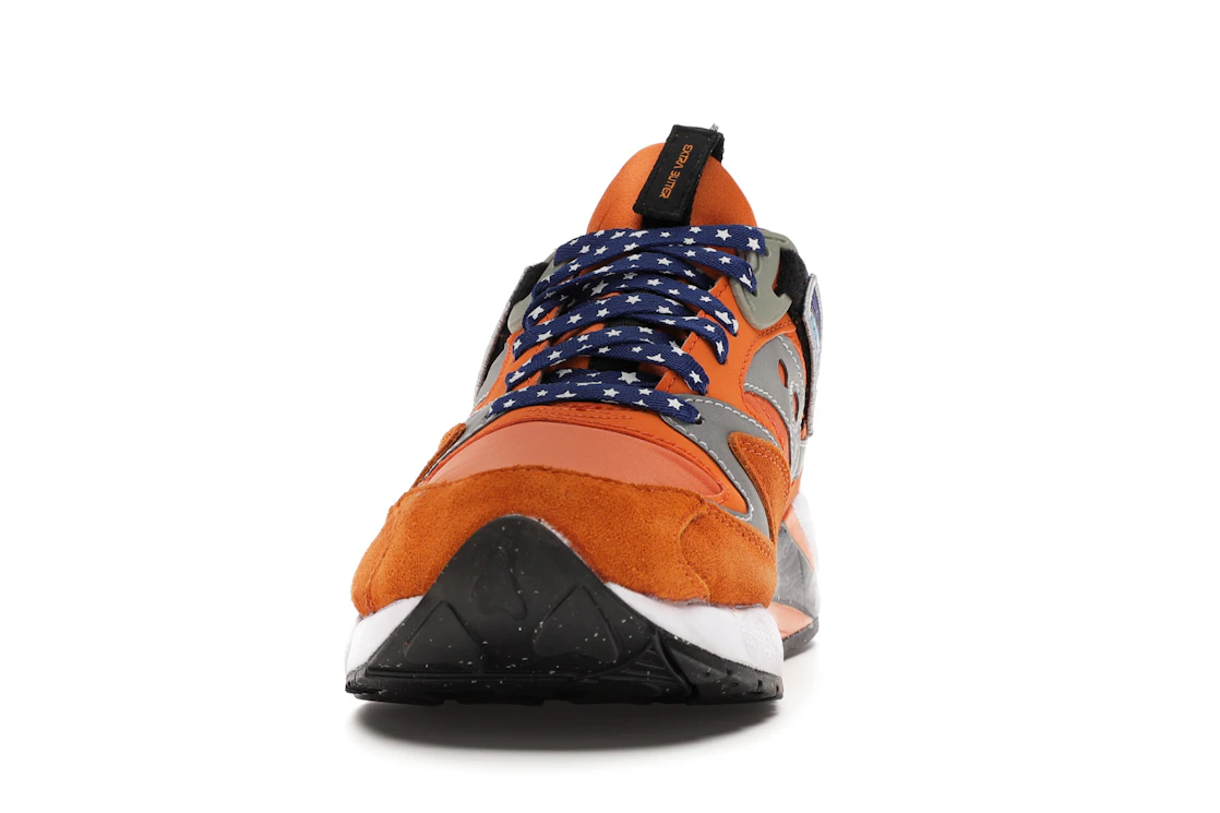 Vue 11 de Saucony Grid 9000 Extra Butter ACES