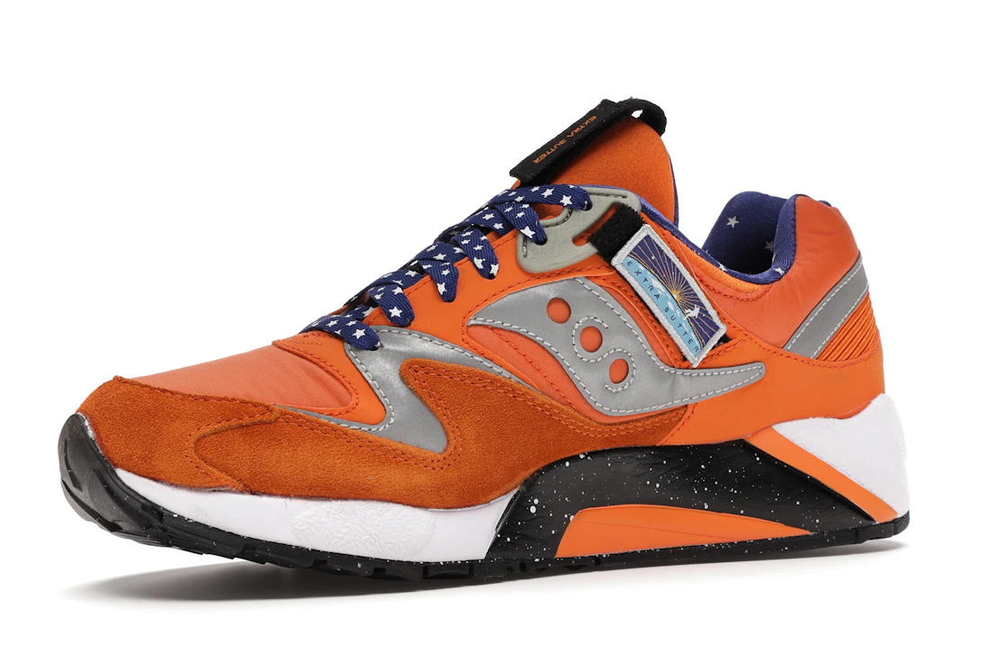 Vue 16 de Saucony Grid 9000 Extra Butter ACES