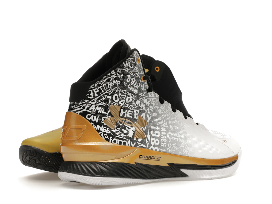 Vue 15 de Under Armour Curry 1 & 2 Back 2 Back MVP Pack (2016) (2 Pairs)
