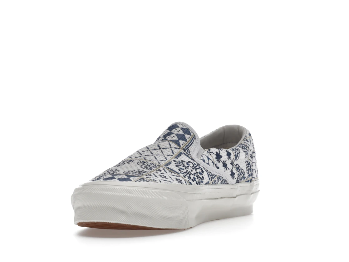 Vue 13 de Vans OG Classic Slip-On LX Kith for Vault Azulejo Tile
