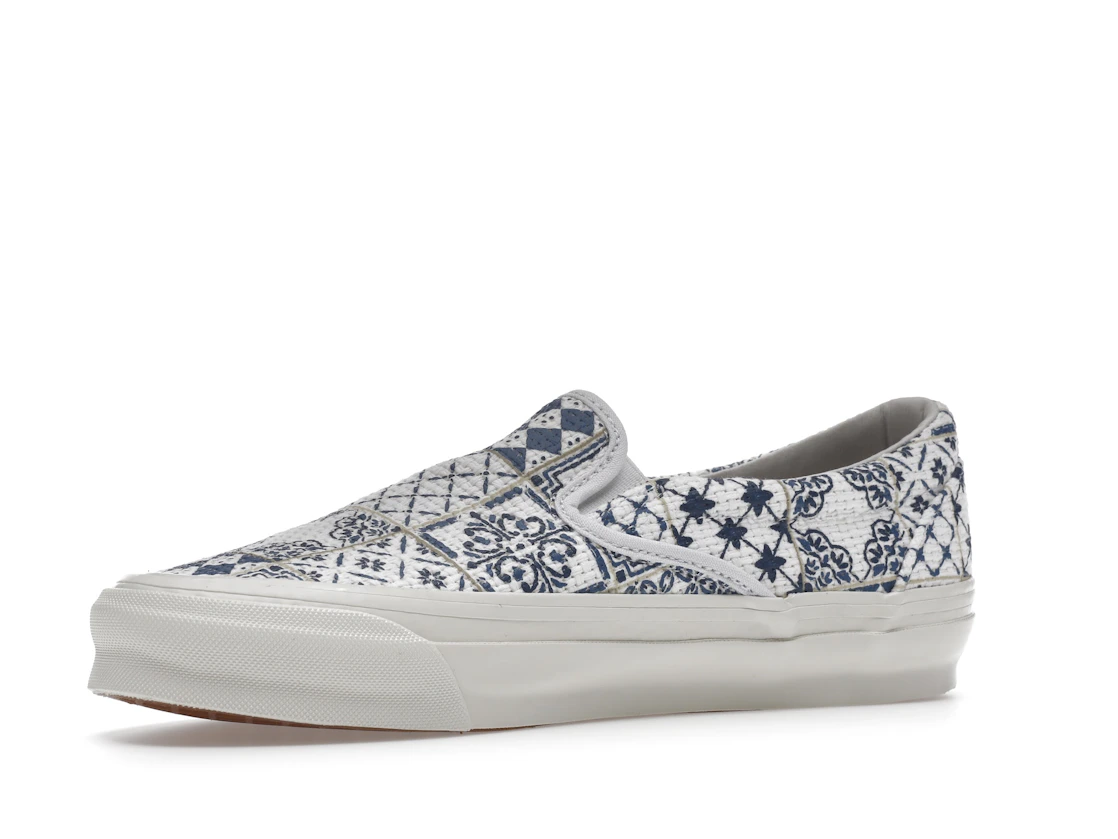 Vue 16 de Vans OG Classic Slip-On LX Kith for Vault Azulejo Tile
