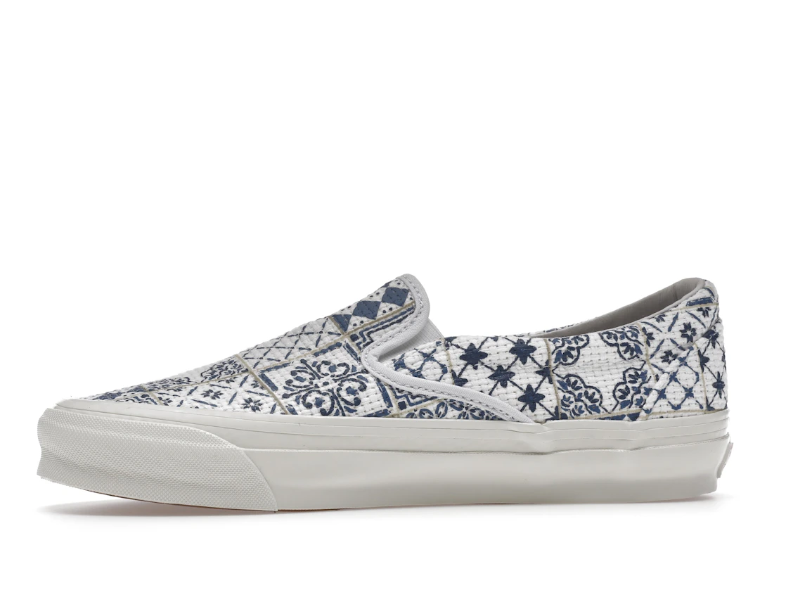 Vue 18 de Vans OG Classic Slip-On LX Kith for Vault Azulejo Tile